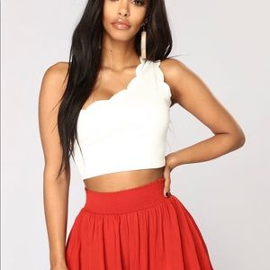One shoulder crop top